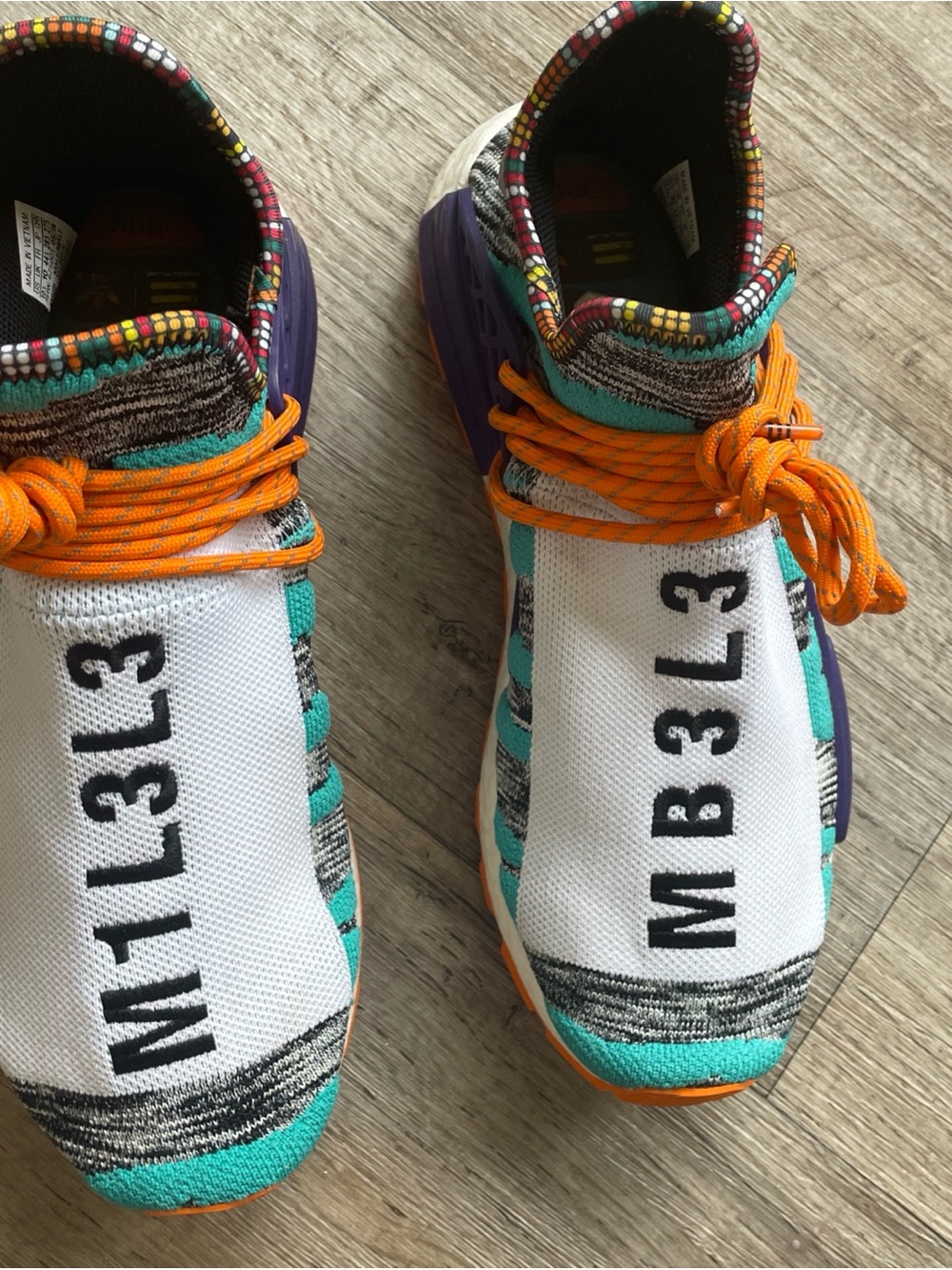 Size 10.5 - Adidas X Pharrell Williams Hu Race NMD Solar Pack Orange Aqua BB9528 - Picture 4 of 16